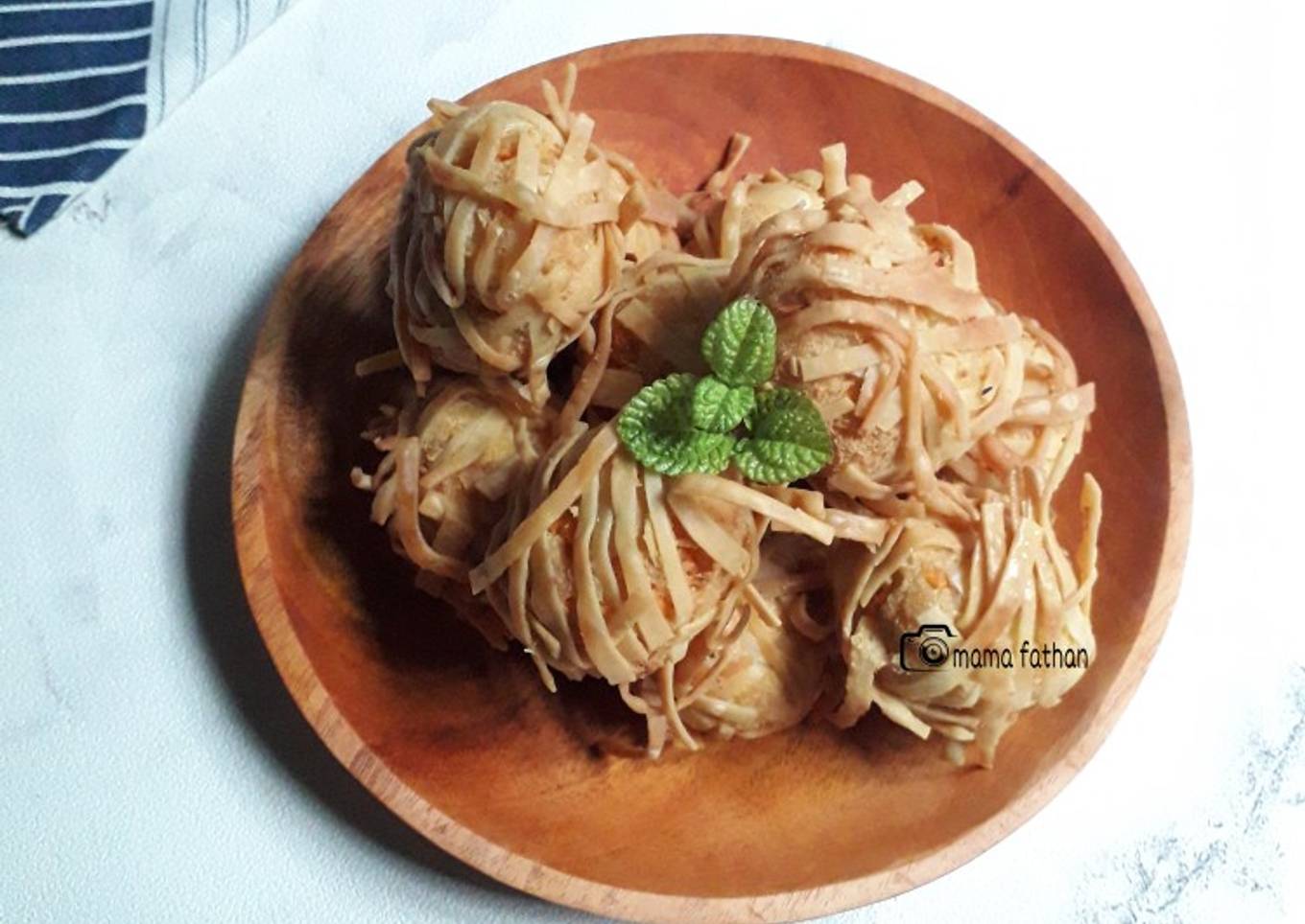 Bola tahu rambutan pangsit