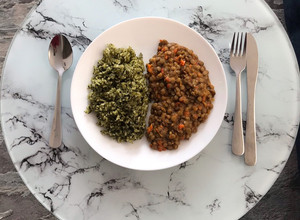 Una foto de Variemos el menú con un arroz de espinaca 🍚🌱🤤
