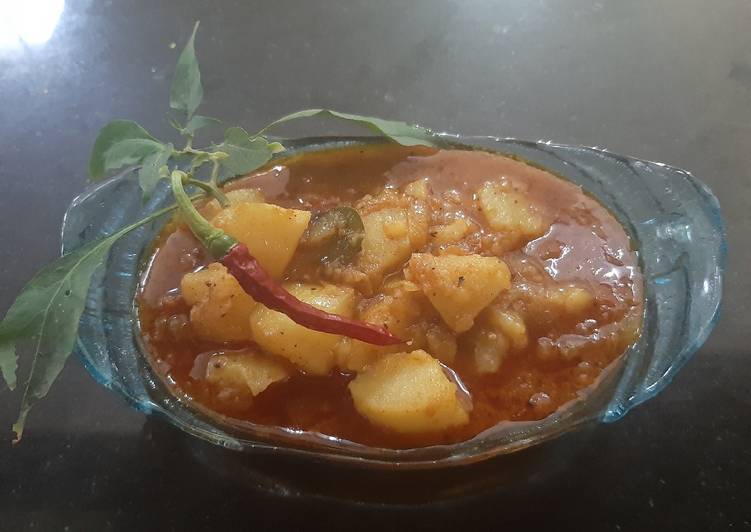 7 Delicious Homemade Spicy potato curry