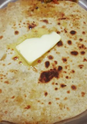 गोभी के पराठे (Gobhi ke parathe recipe in hindi) रेसिपी मुख्य फोटो