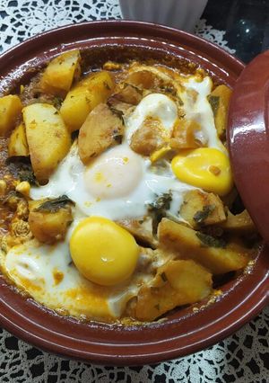 صورة لوصفة طاجين البطاطا بالسلق بنين 😋😋😋