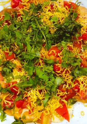 A picture of Disco Papad Chaat.