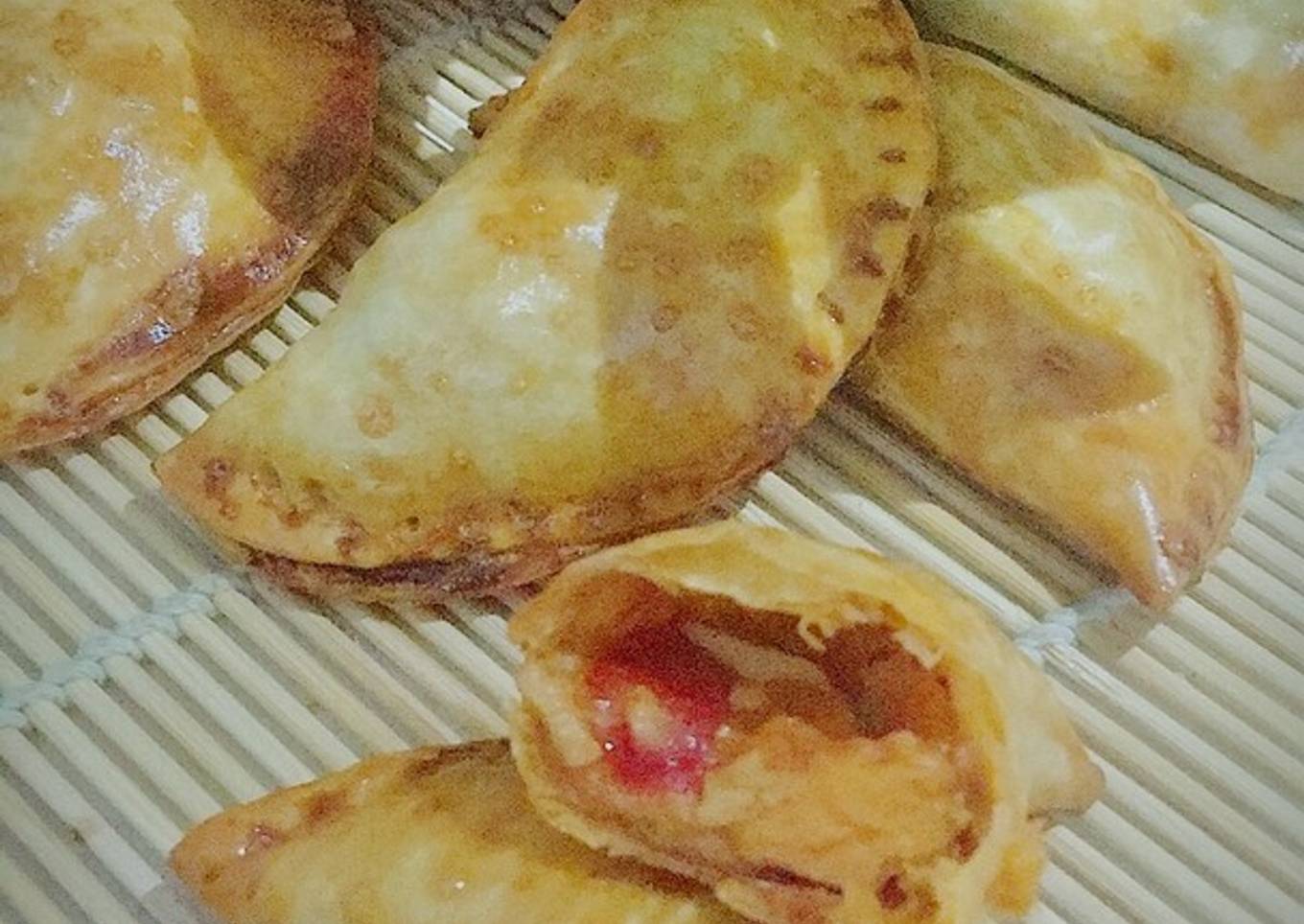 Empanadillas de batata y atún cremosas al horno