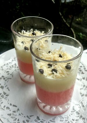 Foto resep Pudding Lapis Strawberry Vanilla