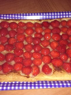 Una foto de Tarta de frutas y hojaldre