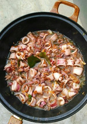 Foto resep Oseng cumi tanpa tinta