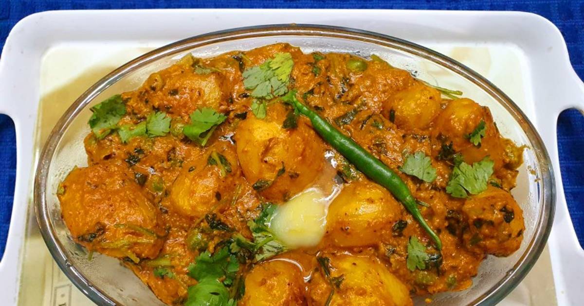 Punjabi Dum Aloo - Cook With Manali