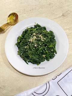 Foto resep Sigeumchi Namul (시금치나물) Salad Bayam Korea