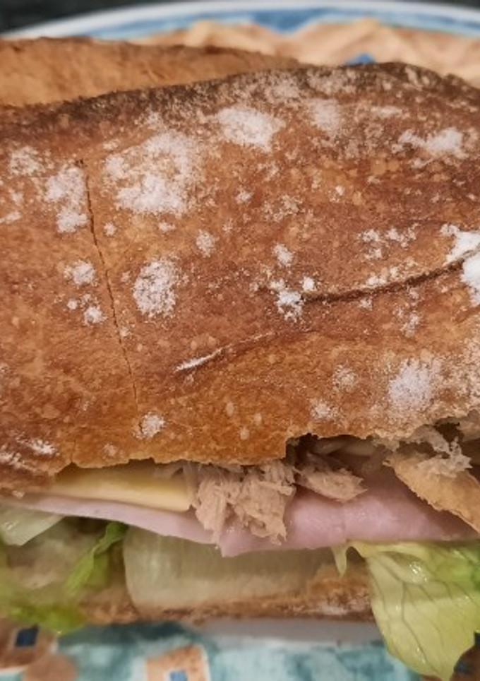 Una foto de Bocadillo frío rápido