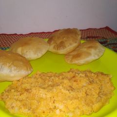 A picture of AlooKangmet with TanNgangn Puri Manipuri Style.