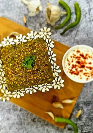 A picture of Lehsuni Palak Khichdi.