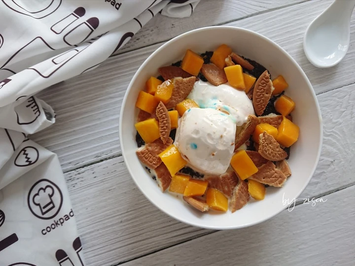 Langkah Mudah untuk Membuat Resep Bubur Ketan Hitam + Ice Cream yang Lezat Anti Ribet, Uenak Banget