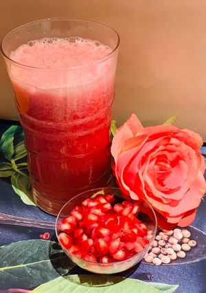 A picture of Pomegranate watermelon Juice.