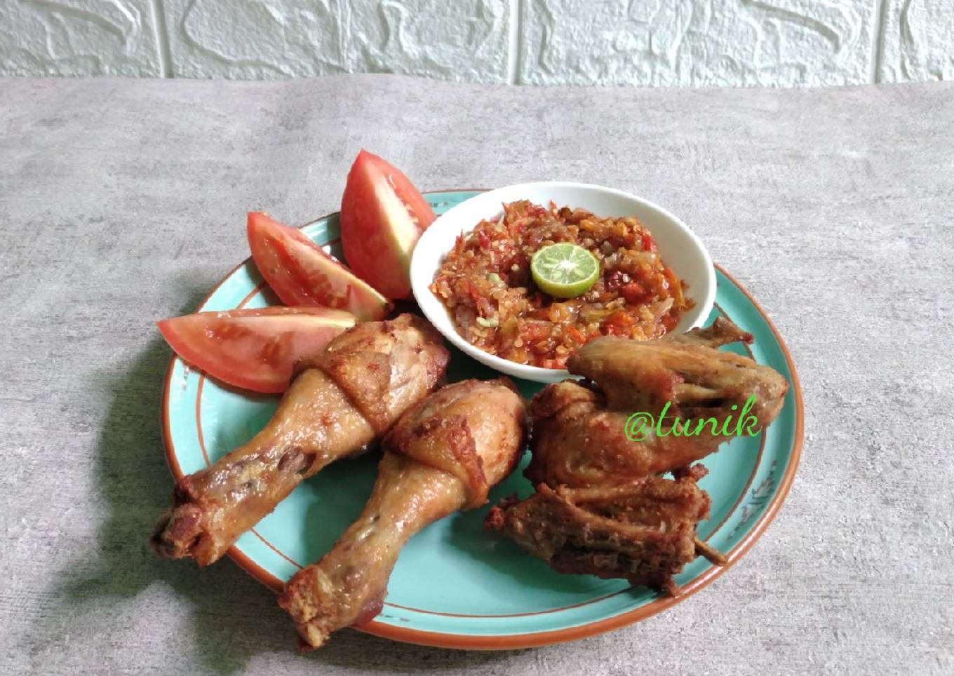 Ayam Goreng Sambel Rawit