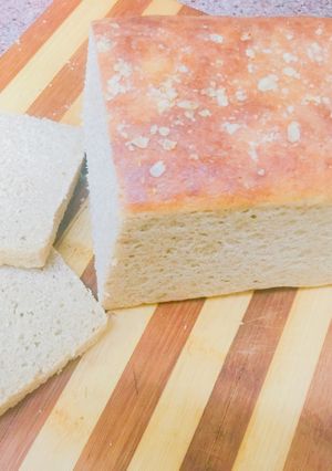 A picture of Whole wheat and oats homemade bread.