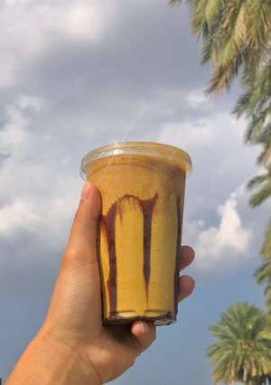 صورة لوصفة زعفران لاتيه