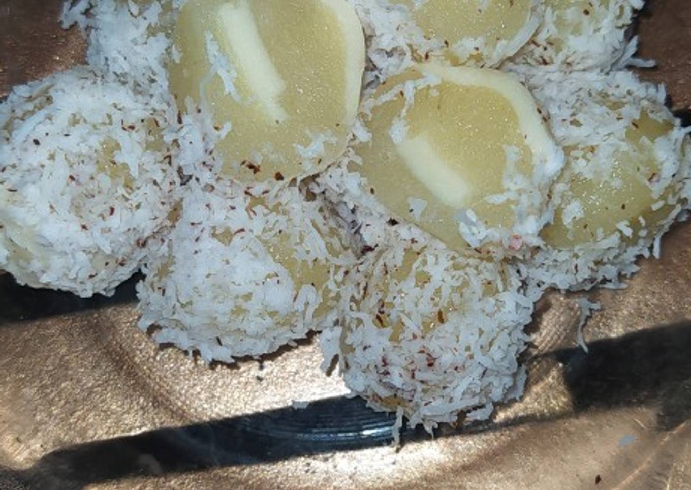 Cenil singkong isi keju