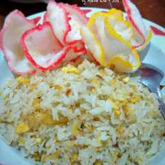 A picture of Nasi Goreng Bawang.