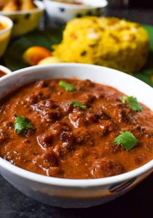 A picture of Beetroot Korma.