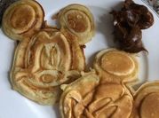 Una foto de waffle fácil sin manteca
