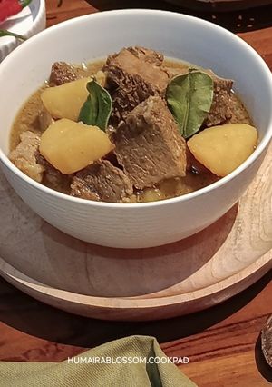 Foto resep Opor Daging Sapi Bumbu Instan Plus Rempah (Empuk & Gurih!)