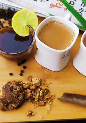 કોરોના બુસ્ટર ચા(corona booster chai recipe in Gujarati) રેસીપી મુખ્ય ફોટો