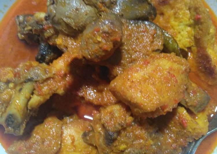 Kari pedes ayam,ati ampela dan tahu