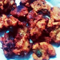 A picture of Bread Besan Masala Pakora.