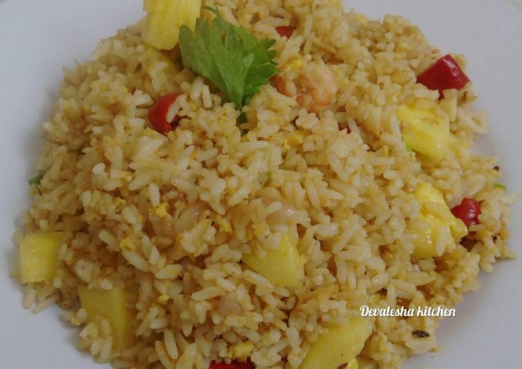 106. Nasi Goreng Nanas