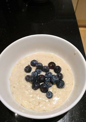 A picture of Breakfast banana porridge.