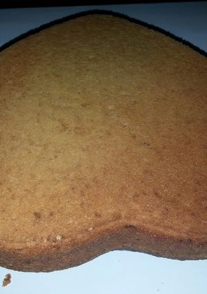 A picture of # Baking contest. Lemon cake with carrots.