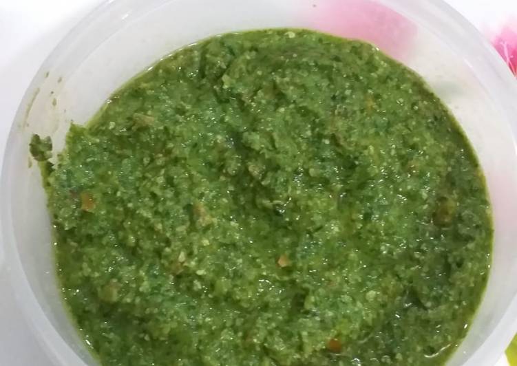 Steps to Make Homemade Mint Ki Chutney