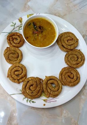 A picture of Soya Flour Jalebi Style MeduVada.