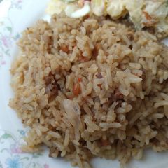 A picture of Dirty rice.