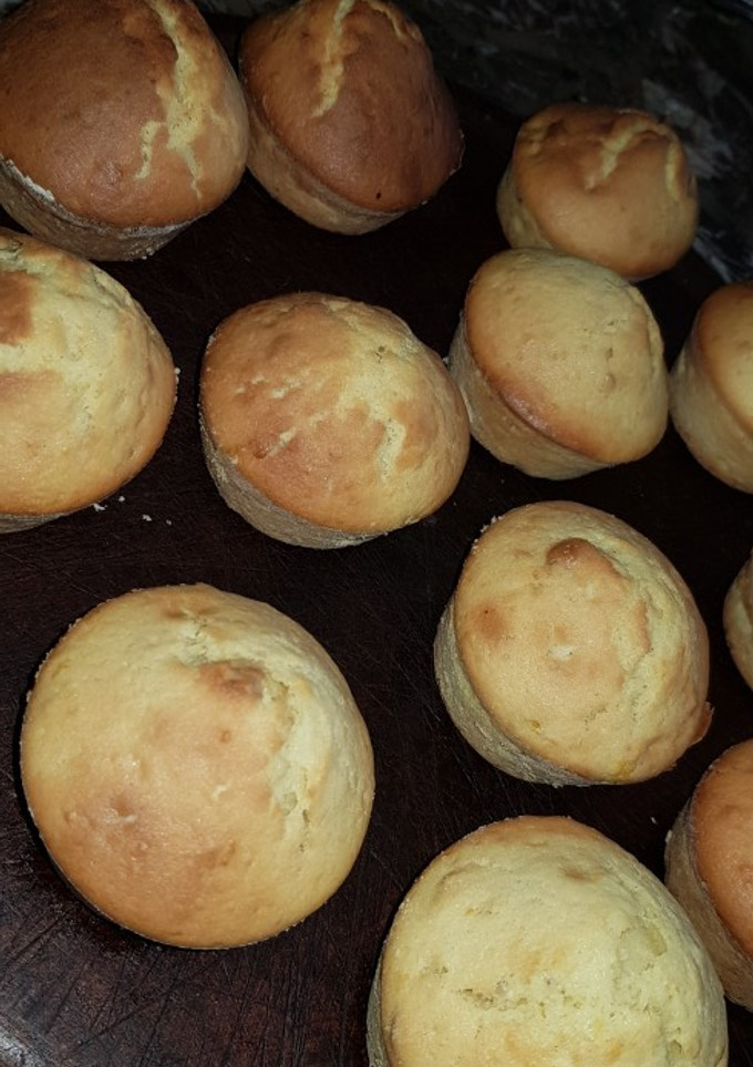 Una foto de Muffins de naranja y nueces
