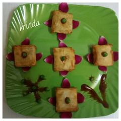 A picture of Patties Samosas.