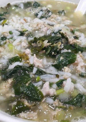 รูปของ ข้าวต้มหมูตำลึงผัดไข่