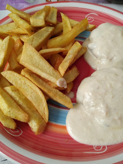 Una foto de Filetes rusos con salsa de queso