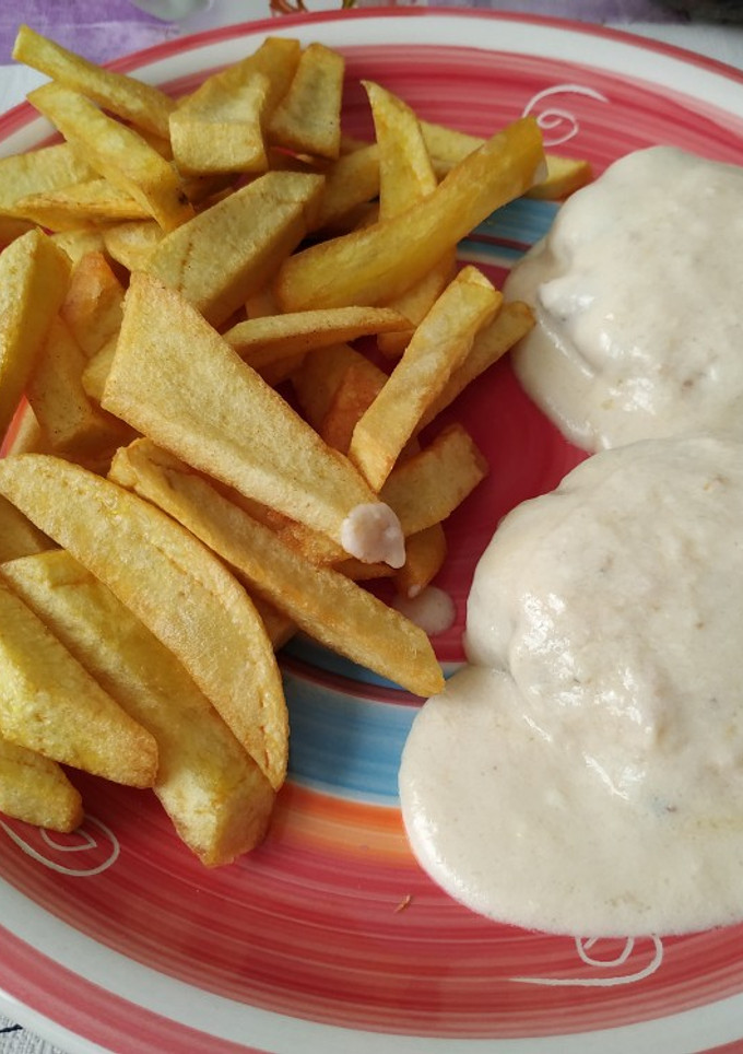 Una foto de Filetes rusos con salsa de queso