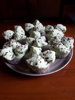 Foto resep 18# Bolu kukus pandan meses anti gagal