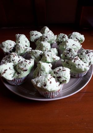 Foto resep 18# Bolu kukus pandan meses anti gagal