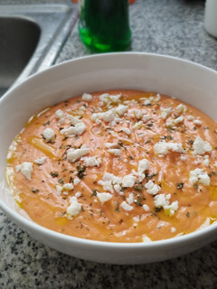 Una foto de Salmorejo de Melocotón