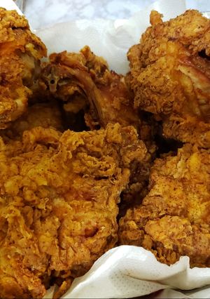 A picture of Sharon's Crispy fried chicken.