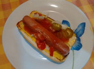 Una foto de Hot dog a la mexicana. ॐ 🇲🇽