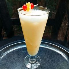 A picture of Pina colada.