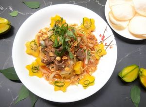 Hình của món Gỏi khế trộn bò.