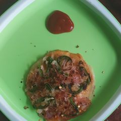 A picture of Mini Suji Pizza.