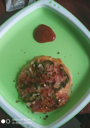 A picture of Mini Suji Pizza.