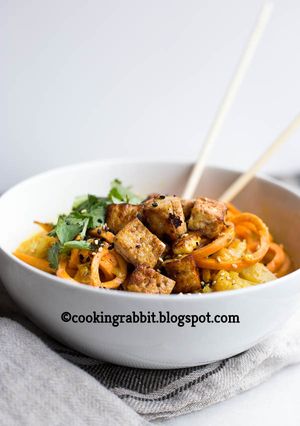 A picture of Potato noodles special curry.