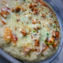 Chicken Cheesy Tikka Pizza! A picture of Chicken Cheesy Tikka Pizza!.